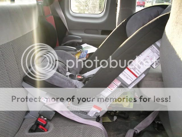 Rf Car Seat In A Pickup Truck With, Can You Put Car Seat In Extra Cab